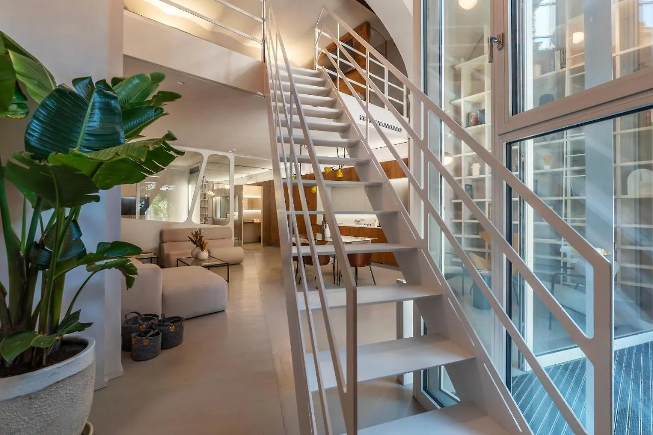 Studi Patrizi Dreaming Luxury Duplex Apartment 로마